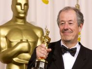 <a href='se/skadespelare/6859/denys-arcand/' style='color:#FFFFFF' class='enlace_azul'>Denys Arcand</a> - Oscars filmpris 2004 